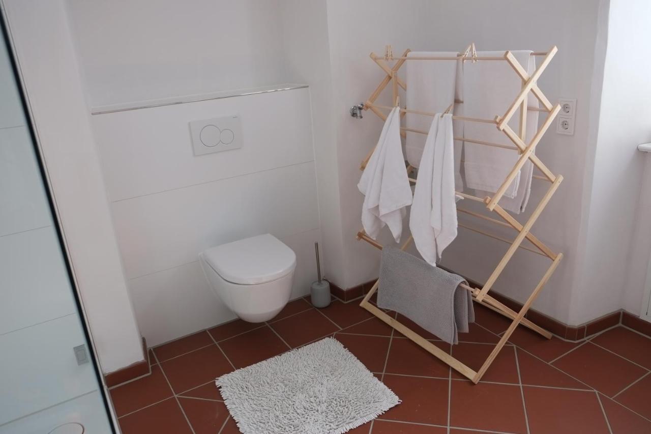 60Qm Wohnung Naabtal Im Historischen Pfarrhaus Pielenhofen Exterior photo